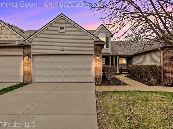360 Newberry Ln, Howell, MI 48843