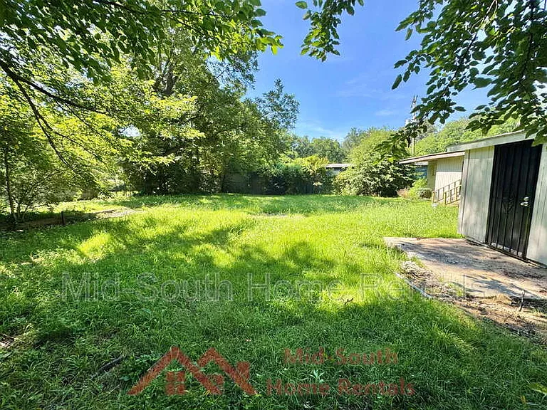 2876 Cela Rd #B — Photo 16