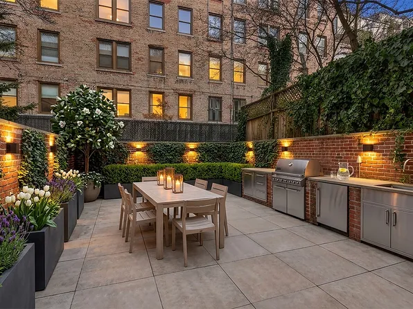163 West 76th Street image 1 of 19