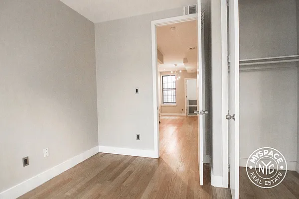 Rented by MySpaceNYC | media 12