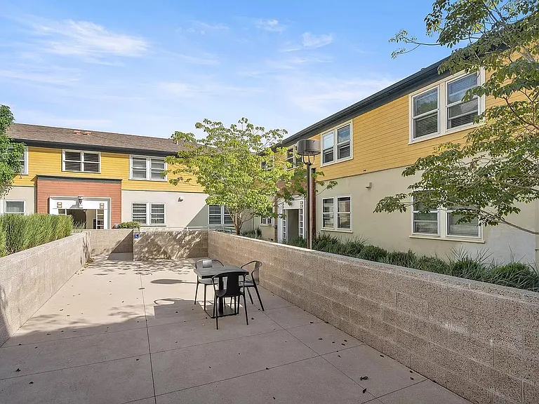 5843 W 88th St — Photo 34