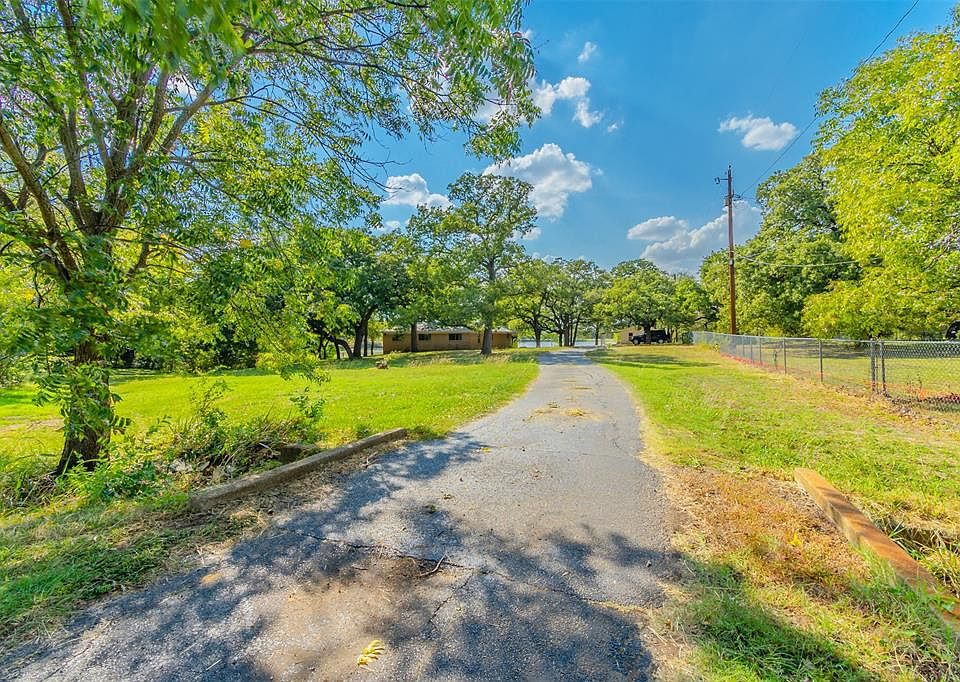 2512 Roosevelt Dr, Dalworthington Gardens, TX 76016 MLS 20181158