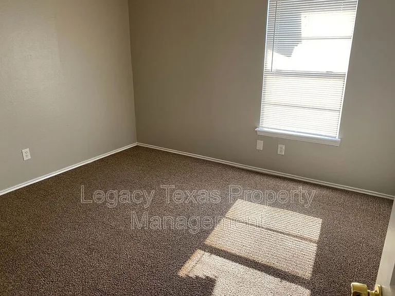 1608 Sun Valley Dr #C — Photo 17