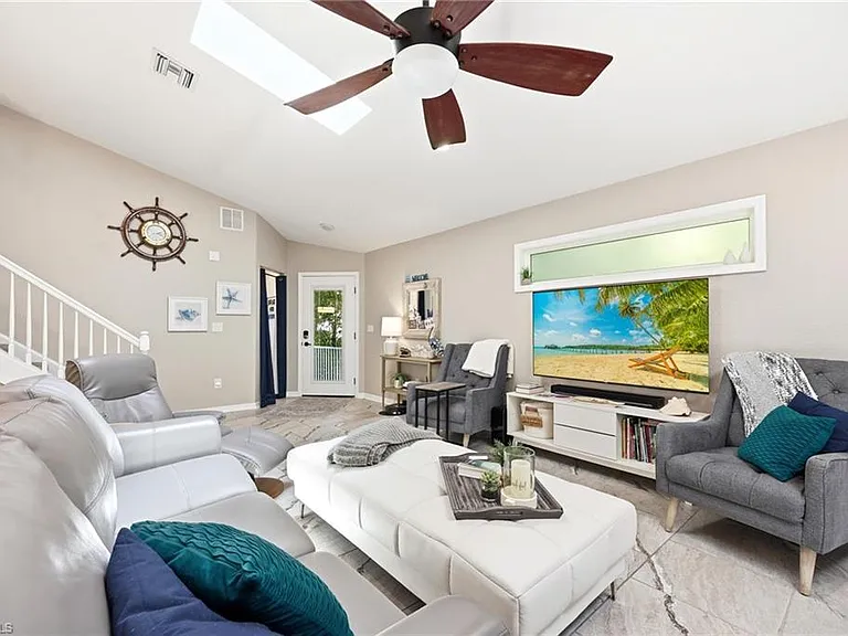 6104 Waterway Bay Dr — Photo 6