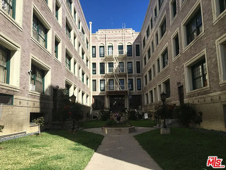 2121 James M Wood Blvd #201 — Photo 12