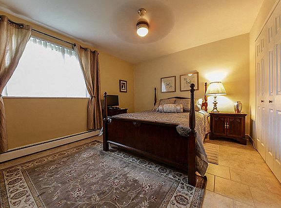 4th image of 1116 Garden Court Dr