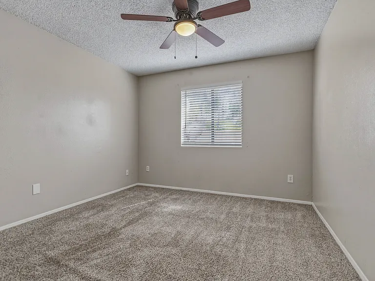 645 W Rio Salado Pkwy #C-102 — Photo 11