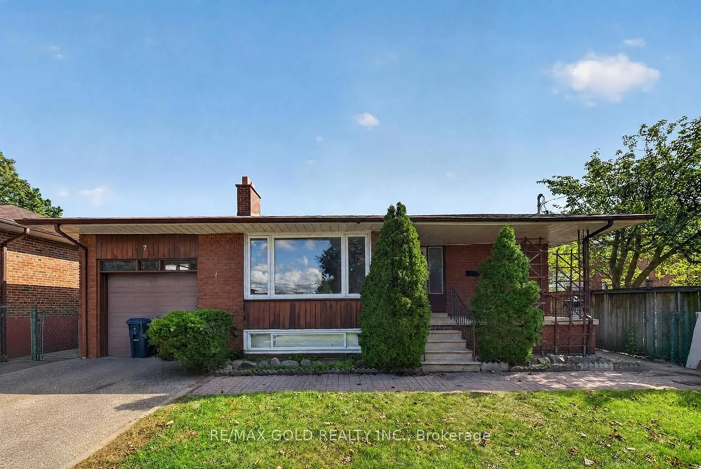 3 bed, $3,200 — Photo 1