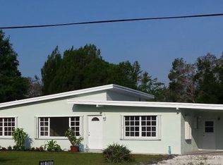 9892 Oak St, Micco, FL 32976