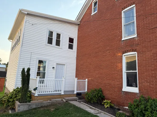 10 Fairview Ave APT 3, Taneytown, MD 21787