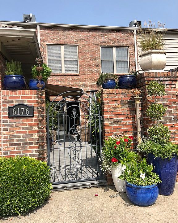2nd image of 6176 Glenview Dr