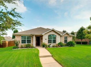 325 Sandy Ln, Royse City, TX 75189