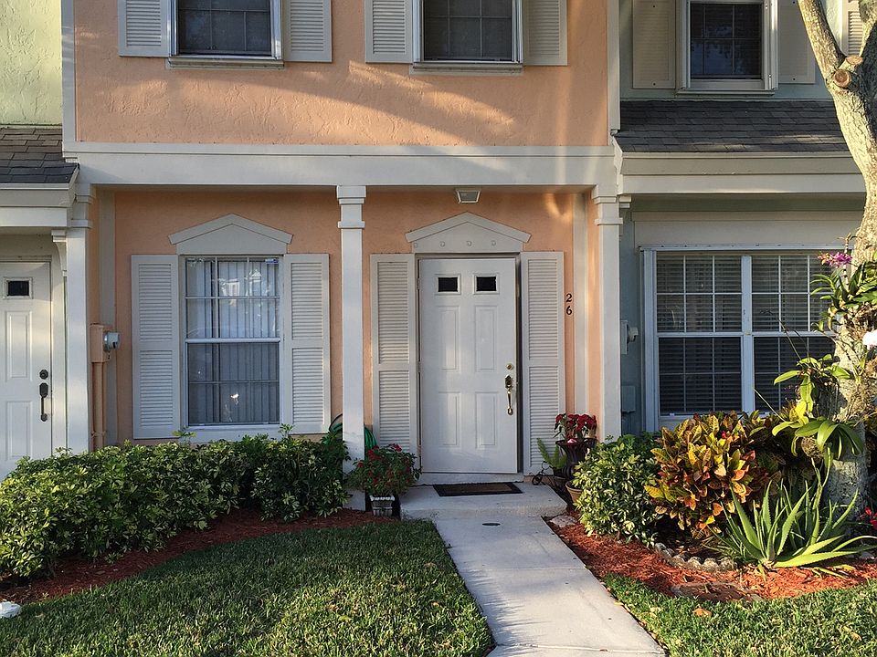 1st image of 26 Key West Ct