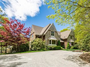 34 Chatfields Ridge Rd, East Hampton, NY 11937