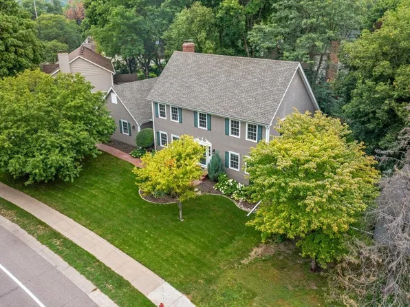 7417 Gleason Rd, Edina, MN 55439