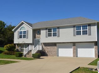 208 Kathie Ct, Vine Grove, KY 40175