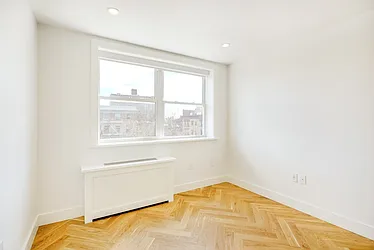 Rented by Akelius Real Estate Management