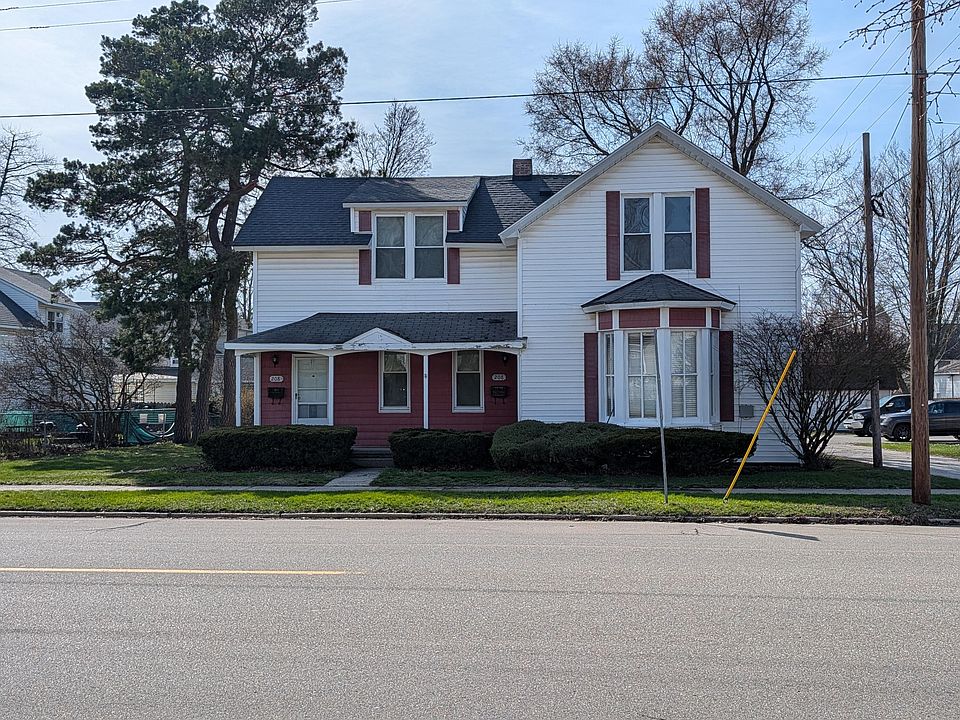 1st image of 208 S Washington Ave