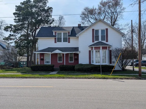 208 S Washington Ave, Ludington, MI 49431