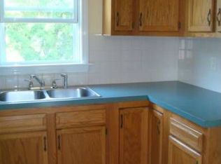 41 Barclay St APT 3, Fall River, MA 02724