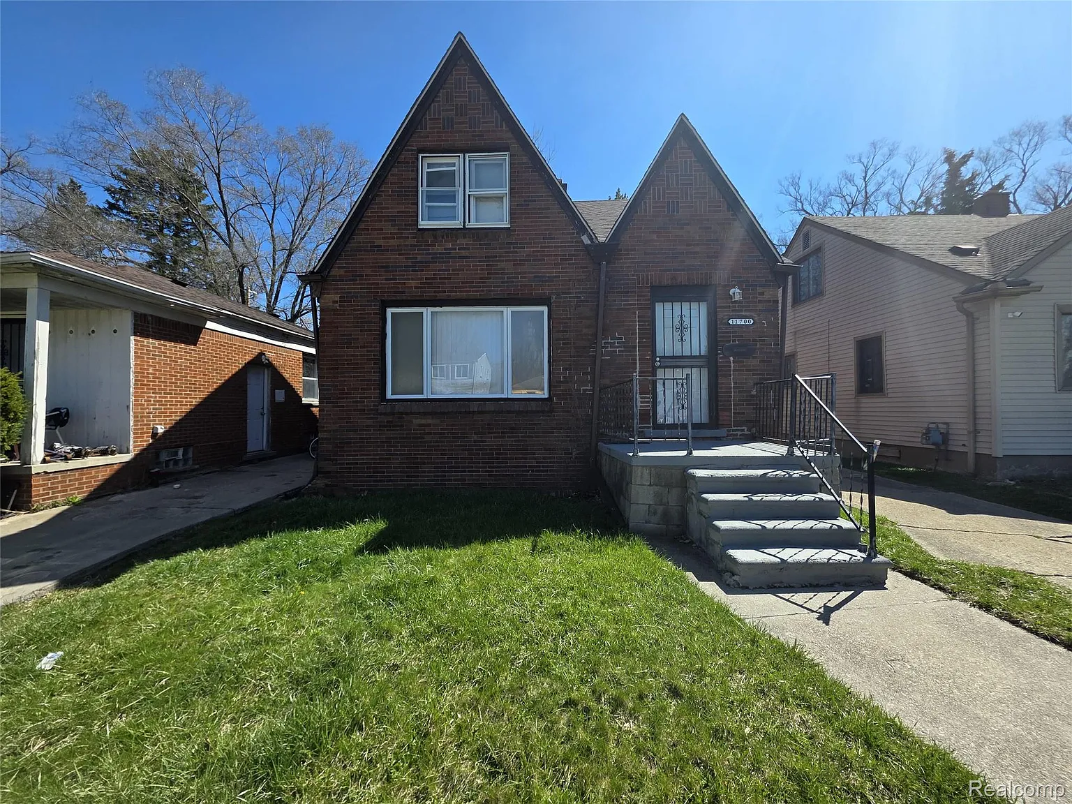 11700 Forrer St photo 1