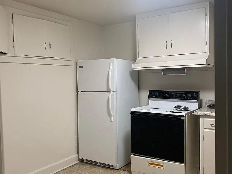 198 Kimberly Ave #13 — Photo 12