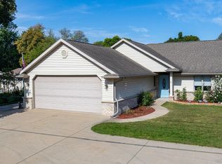 2326 W Prospect Ave, Appleton, WI 54914