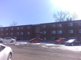 916 Middle St #B20, Bristol, CT 06010