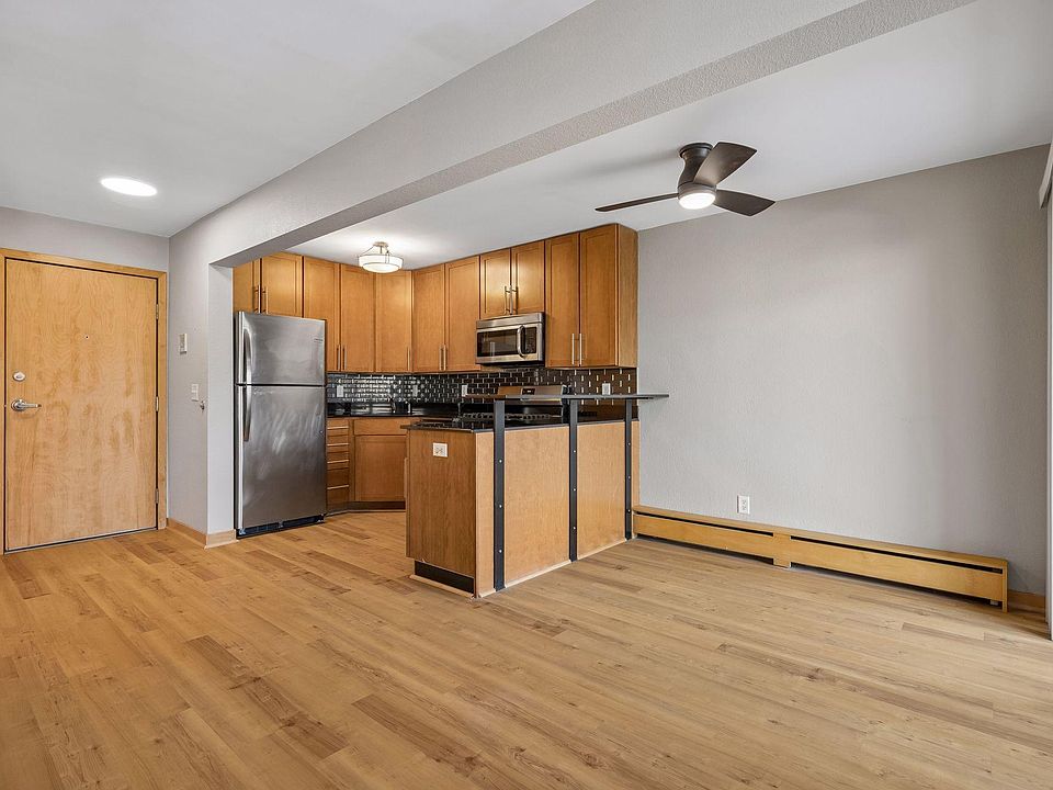 1st image of 2532 1st Ave S #208