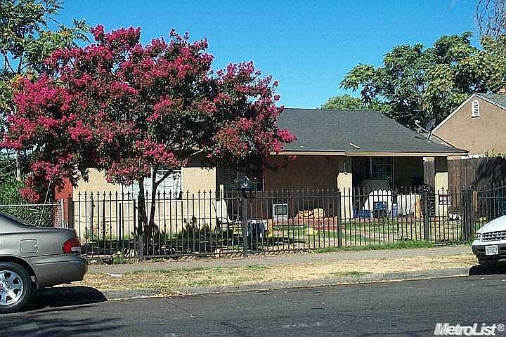 1st image of 1431 S American St