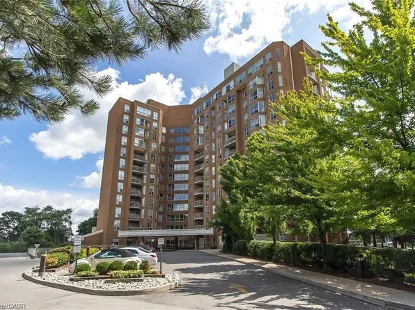 1414 King St E #101, Kitchener, ON N2G 4T8