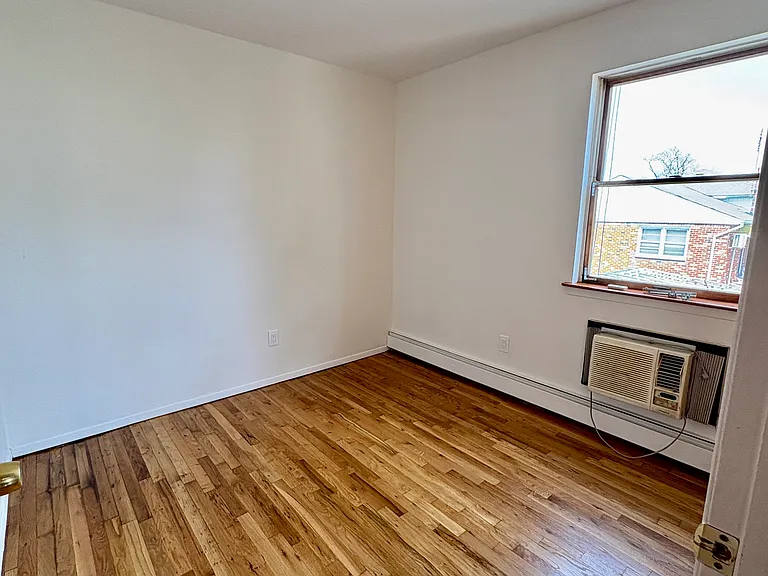 9520 Avenue M #2 — Photo 8