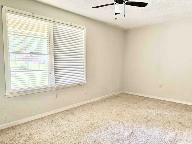 9384 S Riveroaks Dr — Photo 9
