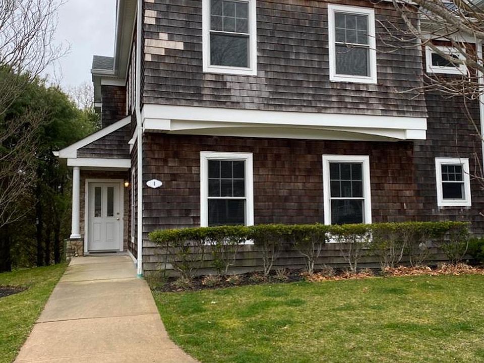 1st image of 1 Savannah Ln N