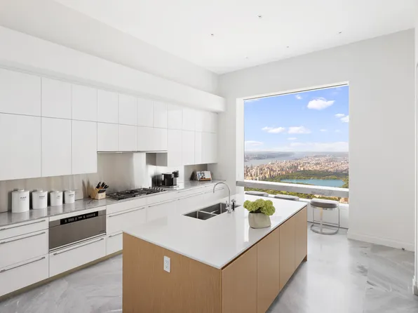 432 Park Avenue image 13 of 33