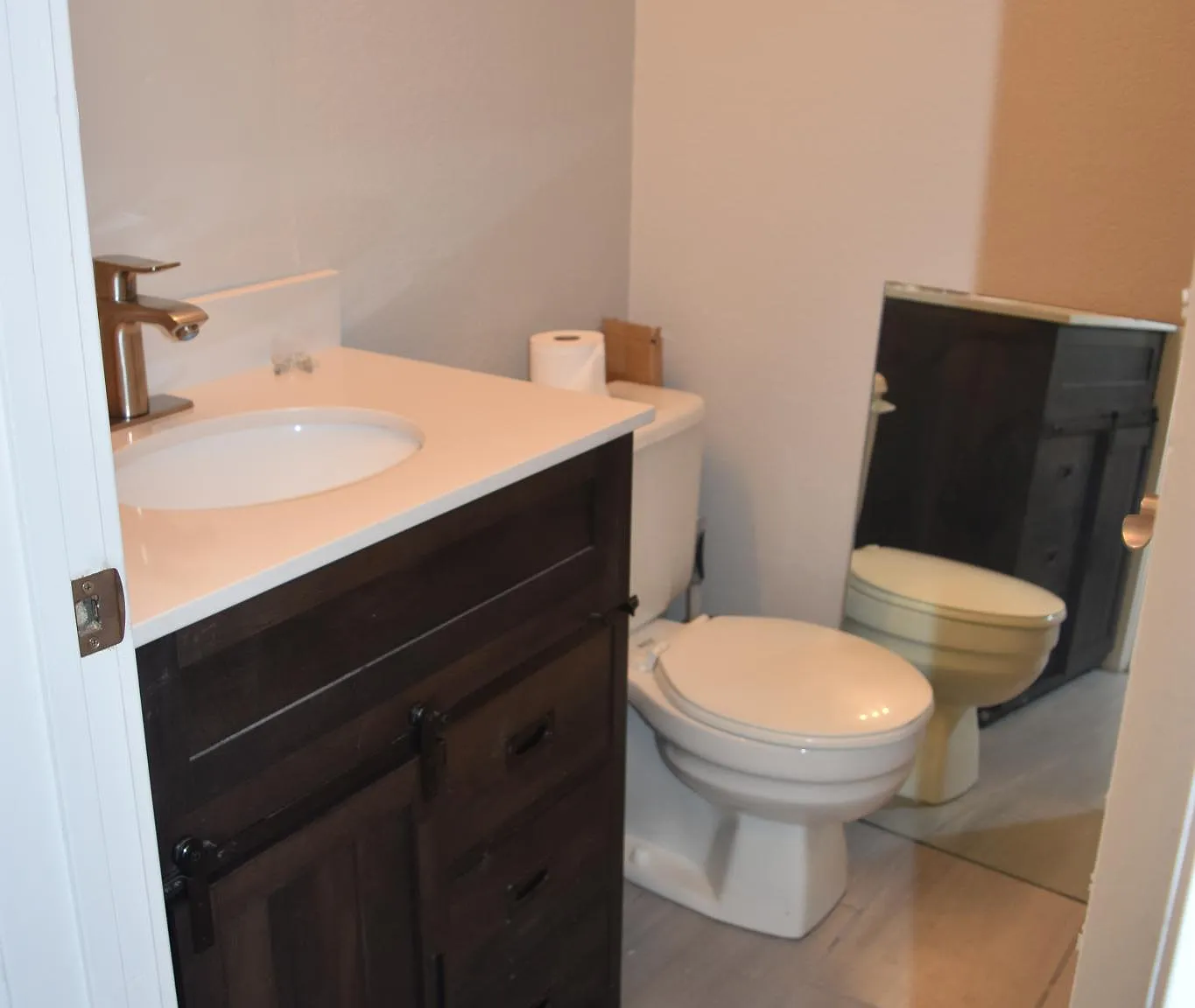 Studio, 250 sqft, $1,250 — Photo 4