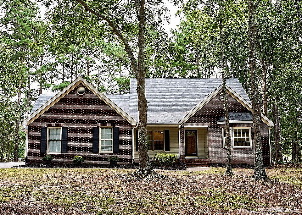 1st image of 63 Fairway Ln