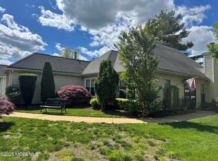 13 Jasmine Ln, Freehold, NJ 07728