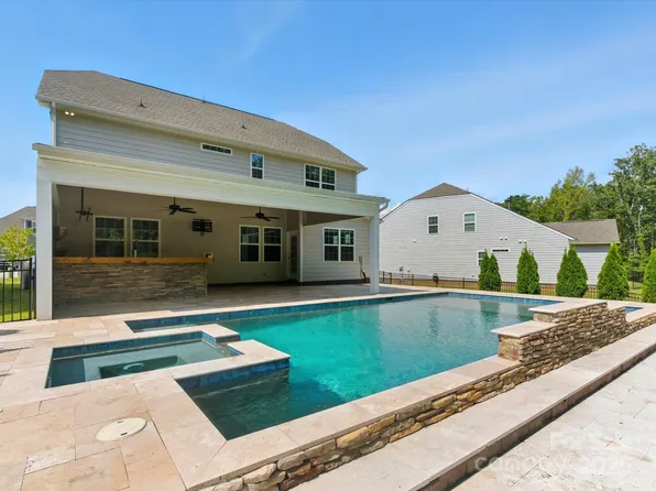 3105 Deep River Way, Waxhaw, NC 28173