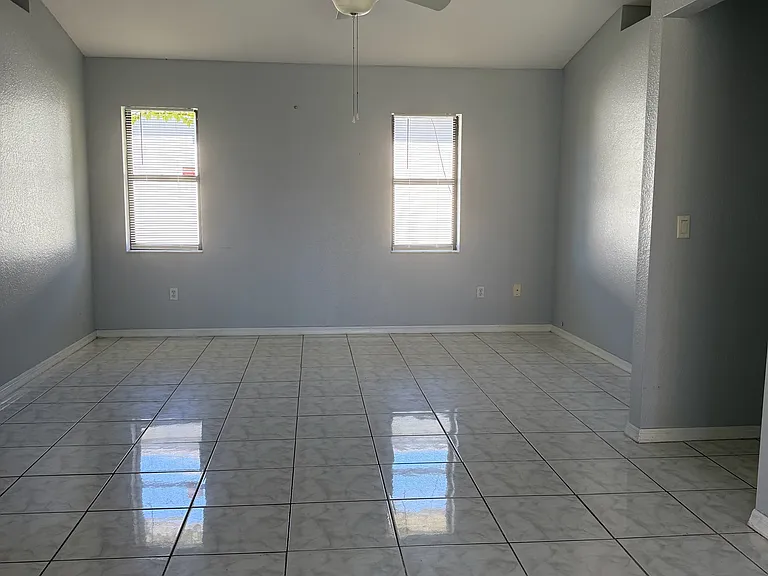 1474 Dewitt St — Photo 21