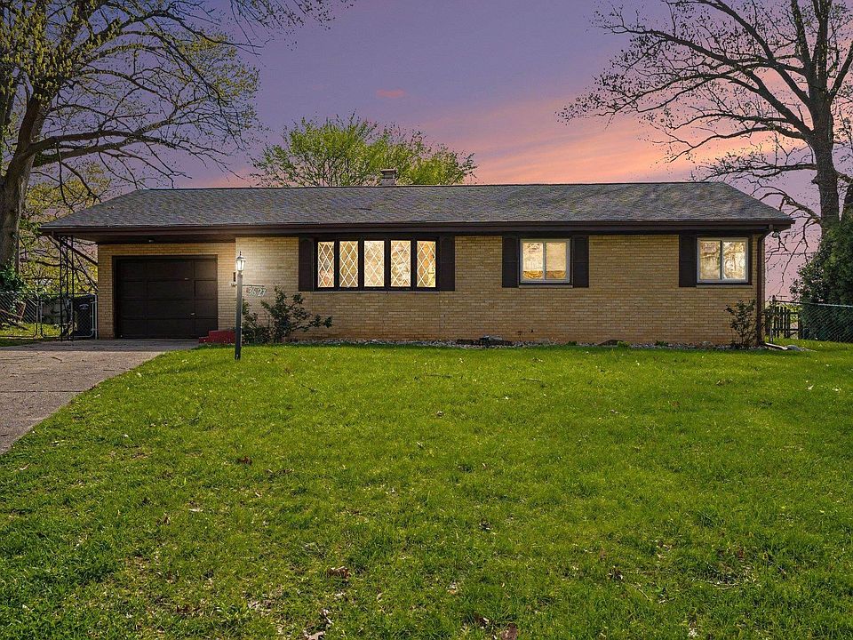 1st image of 3627 Brentwood Dr