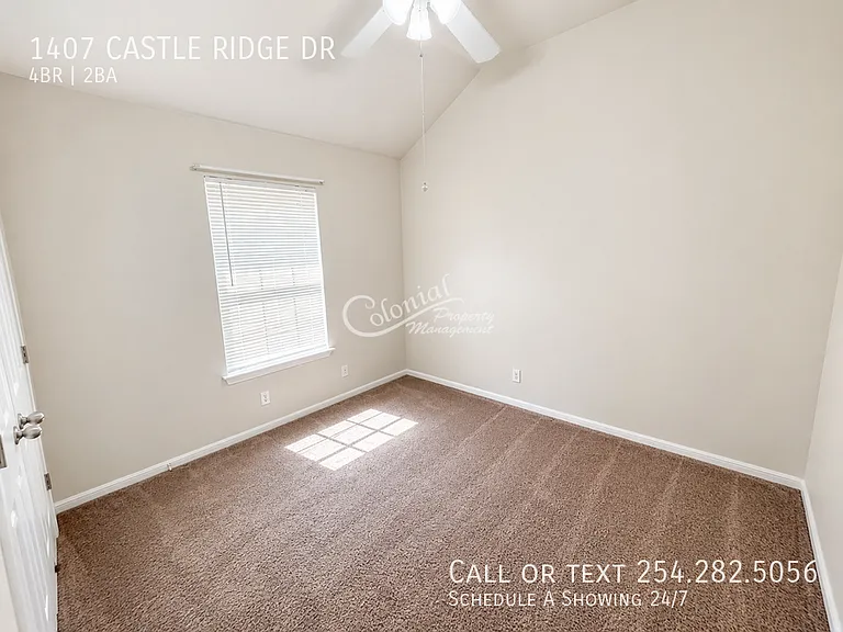 1407 Castle Ridge Dr — Photo 15