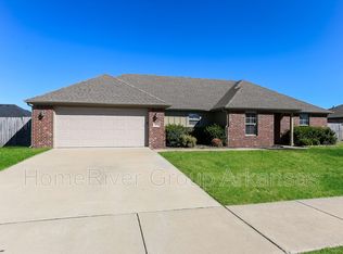 431 Torino Pl, Centerton, AR 72719