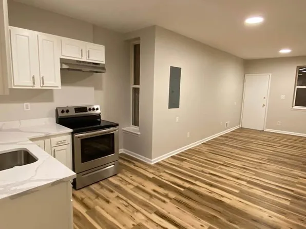 2538 E Fayette St, Baltimore, MD 21224