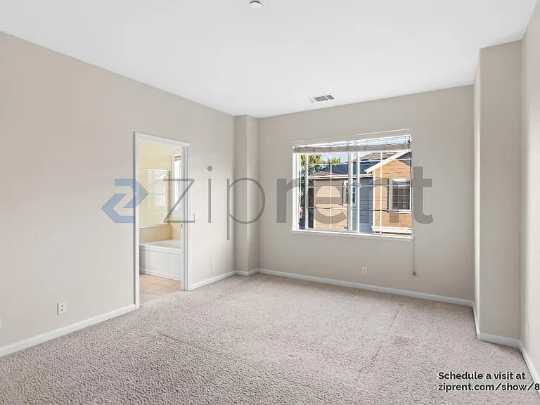 2801 Lavender Ter — Photo 16