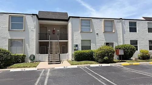 15 Willowbrook Ln #204 Photo 1