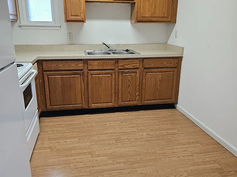 2413 Blanchard Ave #3 — Photo 10