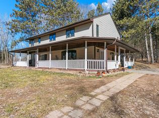 W157 White Ridge Cir, Pulaski, WI 54162