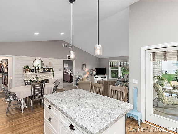 5th image of 11532 South Lake Drive #112