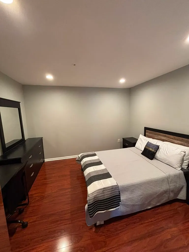 67 Vaughan Drive (5 Bed | 3 Bath) (P3 | T1 Premier) - 5 - Standard Double Doors — Photo 1